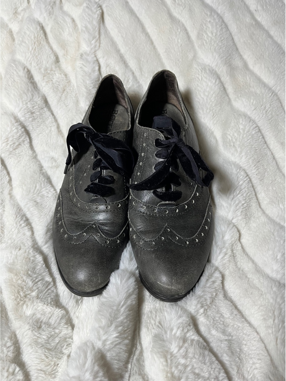 Born Women's 9.5 Vintage Style Grey Velvet Ribbon Lace Oxford Retro Office Shoes